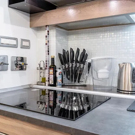 Daire Luxury Apartment Centro - Freedom Gli Artisti