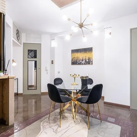 Luxury Centro - Freedom Gli Artisti Apartment *